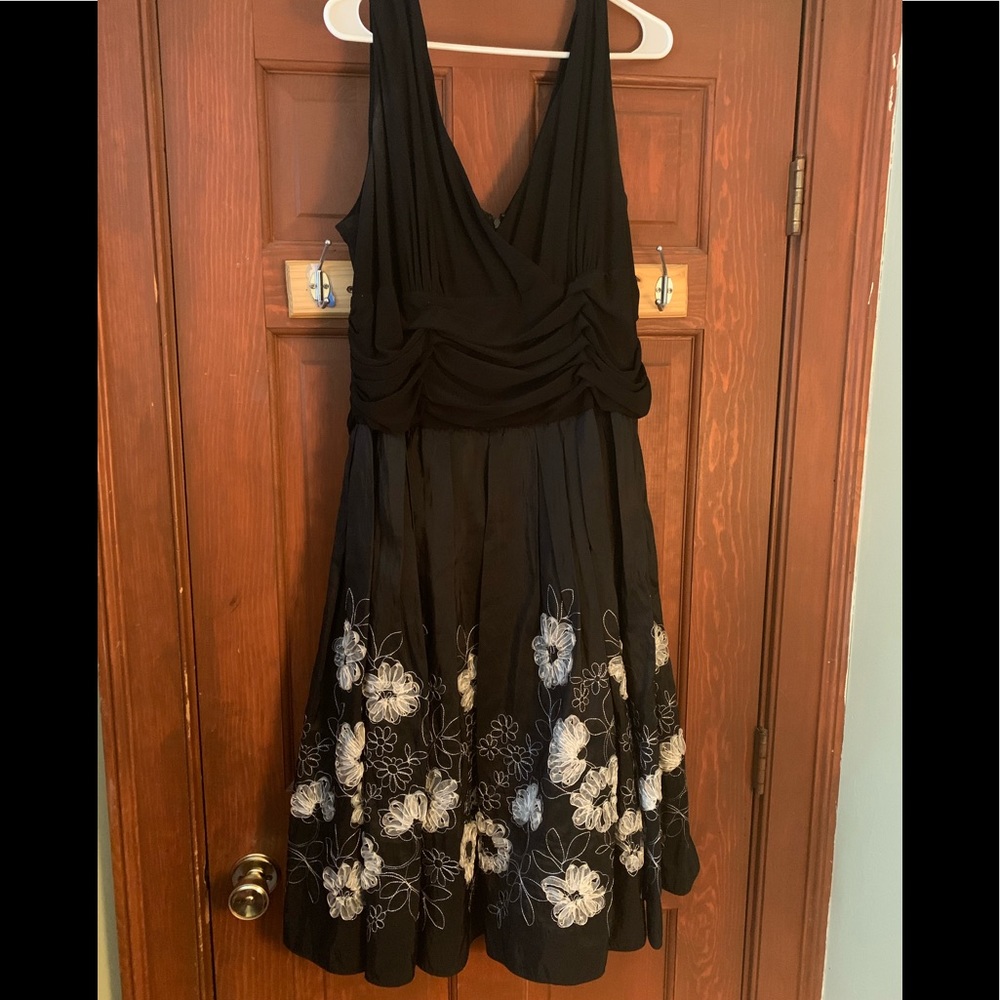 Dressbarn dress with